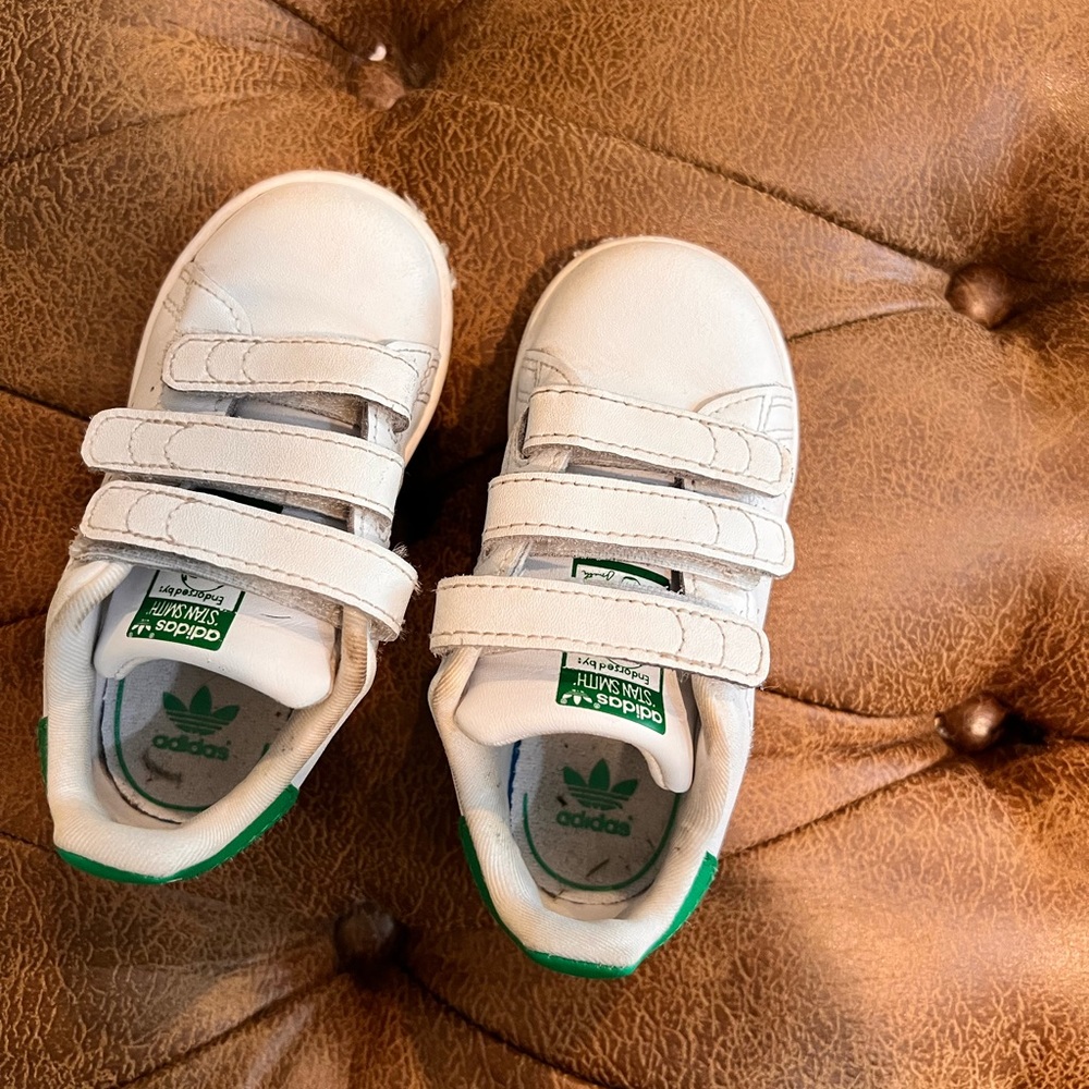 Toddler adidas - sam smith 7.5